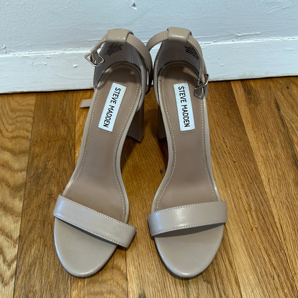 Steve Madden Carson Nude Leather Heel